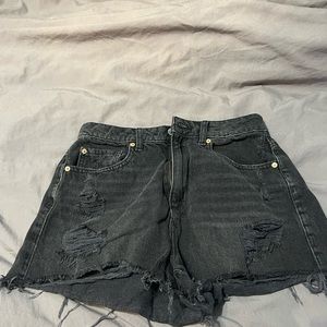 Never even worn garage festival shorts